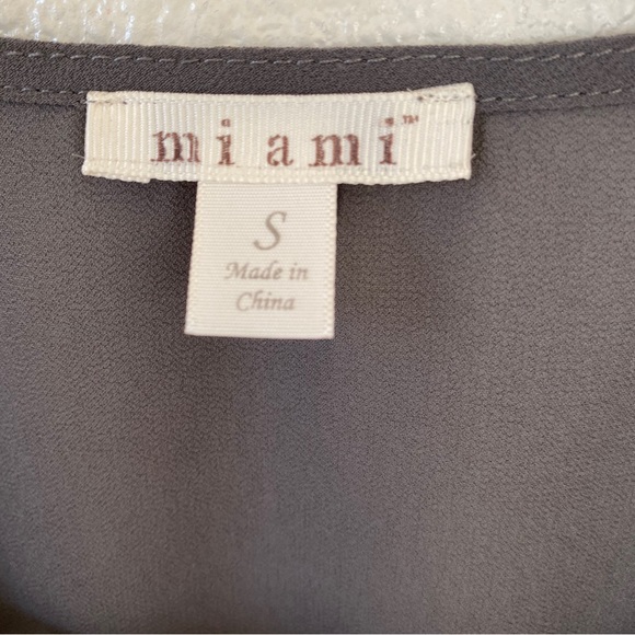 Top - Picture 3 of 6